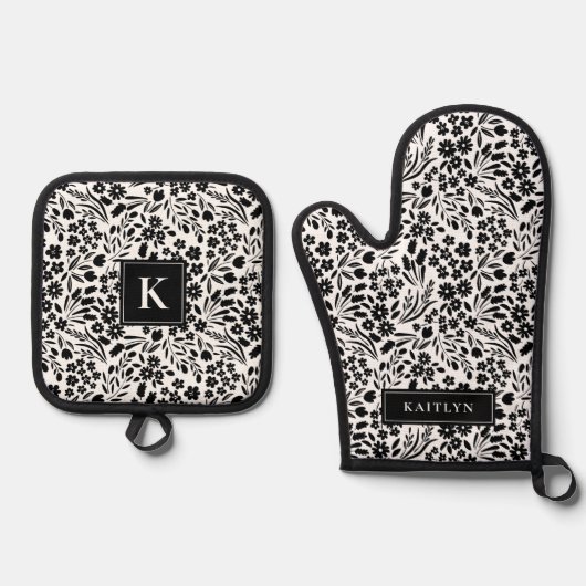  zwart-wit bloemmonogram naam ovenwant & pannenlap set (Voorkant)