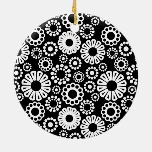 Zwart-wit bloemmotief keramisch ornament (Achterkant)