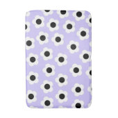 Zwart wit bloempatroon met blauwe achtergrond badmat (Voorkant Verticaal)