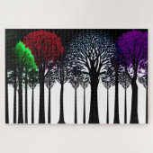 Zwart-wit bos met sporen van kleur legpuzzel (Horizontaal)