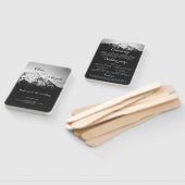 Zwart-wit bruiloft onder de bergen handwaaier (Niet-gemonteerd)