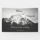 Zwart-wit bruiloft onder de bergen spandoek (Horizontaal)