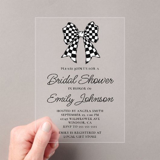 Zwart-wit Checker Bow Vrijgezellenfeest Acryl Uitnodigingen (Insitu (Draagbaar))