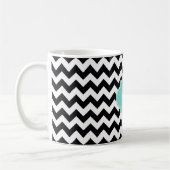 Zwart wit Chevron Aqua Quatrefoil Monogram Koffiemok (Links)