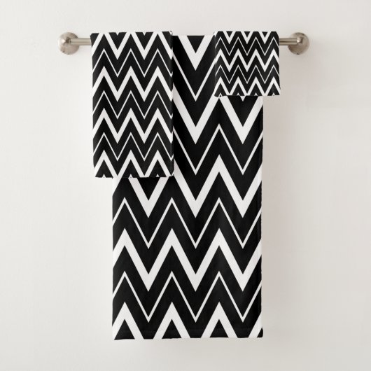 Zwart Wit Chevron Gestreept Bad Handdoek (Insitu)