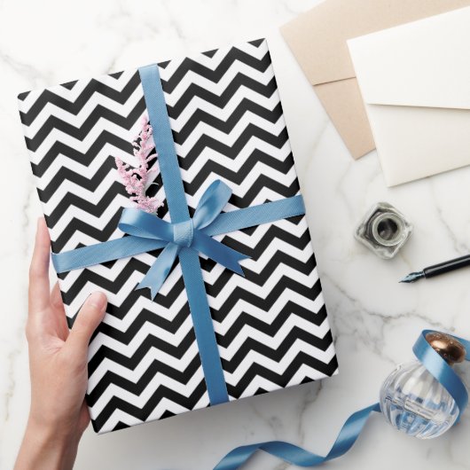 Zwart-wit Chevron-patroon Cadeaupapier (Geschenken)