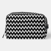 Zwart-wit Chevron patroon Monogrammed Large Toilettasje (Achterkant)