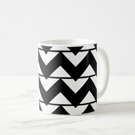 Zwart-wit Chevron Stripe Zigzag Pattern Koffiemok (Voorkant rechts)