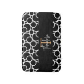 Zwart-wit cirkelpatroon met monogram badmat (Voorkant Verticaal)