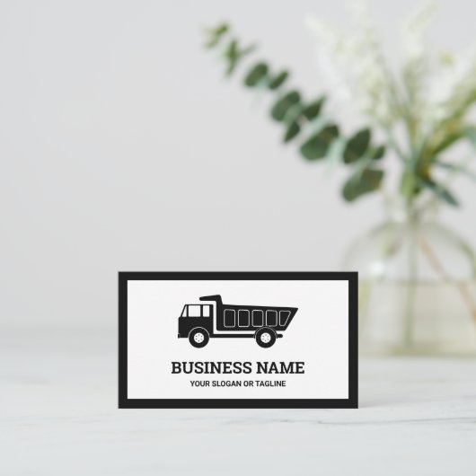 Zwart-wit constructie Hauling Dump Truck Visitekaartje (Staand voorkant)
