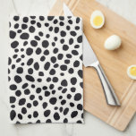 Zwart-wit Dalmatische hond Abstract patroon Theedoek<br><div class="desc">De zwarte en witte Dalmatische hond Abstract Pattern Kitchen Towel voegt een grillige touch toe aan uw keukeninrichting. Ideaal voor hondenliefhebbers en mensen die genieten van bijzondere, kunstzinnige design, deze handdoek is zowel functioneel als leuk. Of je het nu gebruikt voor het drogen van gerechten of als een decoratief accent,...</div>