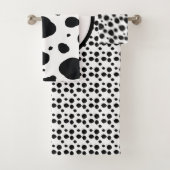 Zwart-wit Dalmatische Leuke stippen Monogram Bad Handdoek (Insitu)