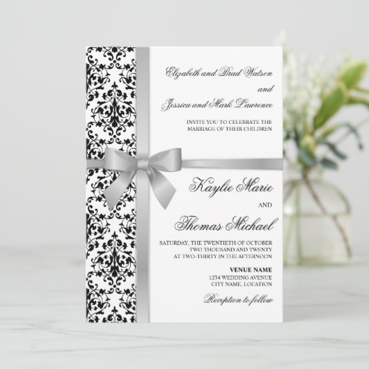 Zwart-wit Damask Faux Silver Ribbon Wedding Kaart (Staand voorkant)