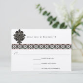 Zwart & Wit Damask Rode Trim Bruiloft Reactie RSVP Kaartje (Staand voorkant)