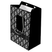 Zwart-wit damast gepersonaliseerde bruiloft medium cadeauzakje (Achterkant Gekanteld)
