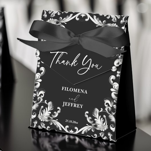 Zwart-wit decor elegante bruiloft bedankdoosjes