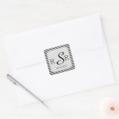 Zwart-wit Diagonale Streep Bruiloft Monogram Vierkante Sticker (Envelop)