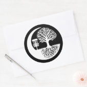 Zwart-wit discgolf-silhouet  ronde sticker (Envelop)