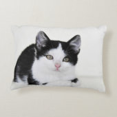 Zwart Wit Doordacht Kitten Accent Kussen (Achterkant)