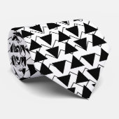 Zwart-wit driehoekig chevron strepenpatroon stropdas (Opgerold)