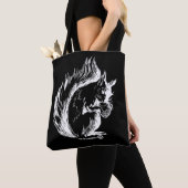 Zwart-wit eekhoornkunst tote bag (Dichtbij)