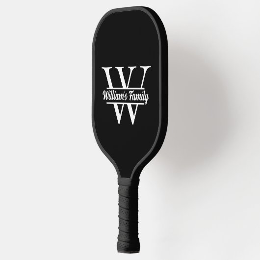 Zwart-Wit | Eenvoudig familienaam monogram Pickleball Paddle (Links)
