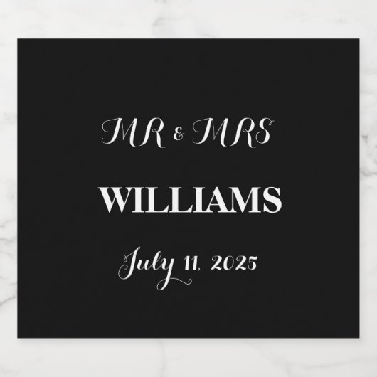 Zwart-wit Eenvoudig Script Minimalistische bruilof Bier Etiket (Enkel label)