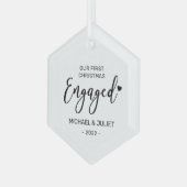 Zwart & Wit Eerste kerst als verloofd stel Glas Ornament (Voorkant links)