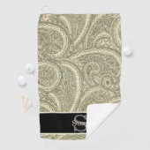 Zwart-wit Elegant Paisley Initiaal Monogram Golfhanddoek (Insitu)