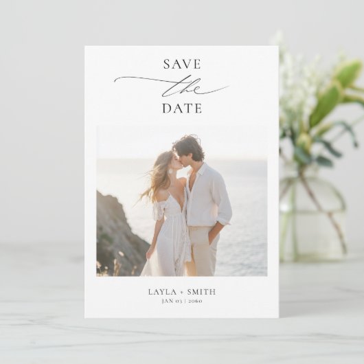 Zwart & Wit Elegant Script 2 Foto Strand Huwelijk Save The Date (Staand voorkant)