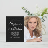 Zwart-wit Elegant Script Foto 50e verjaardag Kaart (Staand voorkant)
