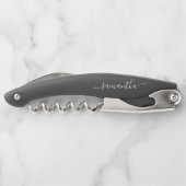 Zwart-wit Elegant Script Handtekening Naam Kurkentrekker (Achterkant)