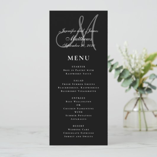 Zwart Wit Elegant Script Monogram Bruiloft Menu (Staand voorkant)