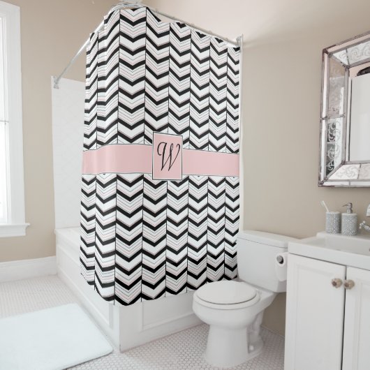Zwart Wit en Blush Chevron douchegordijn (In situ)