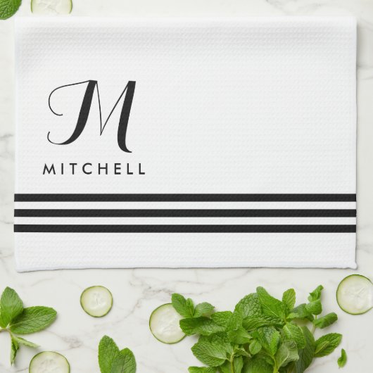 Zwart-wit en gesofisticeerde strips en monogram theedoek (Gevouwen)