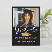 Zwart, Wit en Goud Klasse van 2025 Afstudeerder Fo Aankondiging (Staand voorkant)