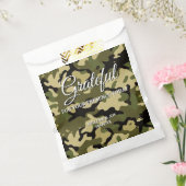 Zwart, wit en grijs camouflage dankbaar bedankzakje (Gezegeld)