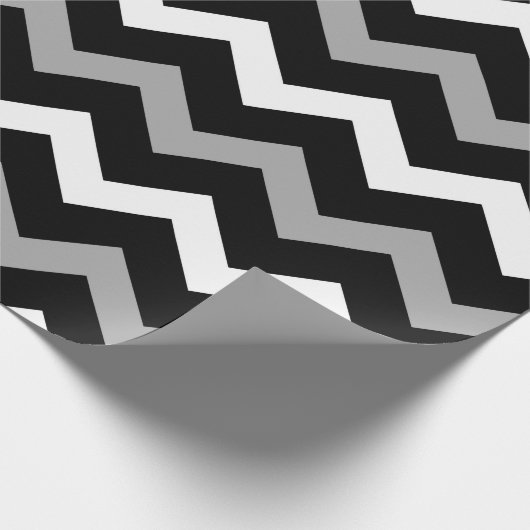 Zwart wit en grijs Chevron Print Patroon Cadeaupapier (Hoek)