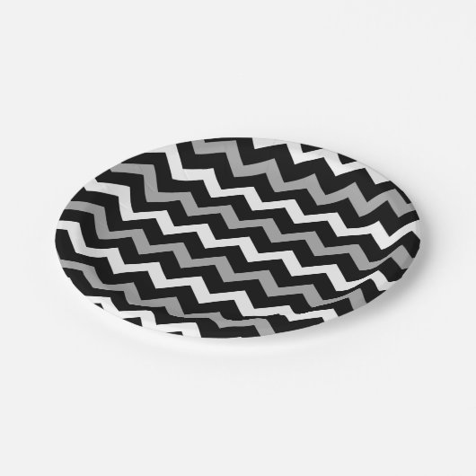 Zwart wit en grijs Chevron Print Patroon Papieren Bordje (Gekanteld)