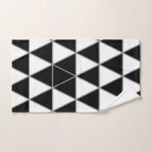 Zwart, wit en grijs geometrisch driehoekpatroon. bad handdoek (Handdoek)
