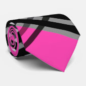 Zwart-wit en grijs verweven strepen op een stropdas (Opgerold)