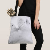 Zwart-wit Fairy Wings en een Tutu Large Tote Bag (Dichtbij)