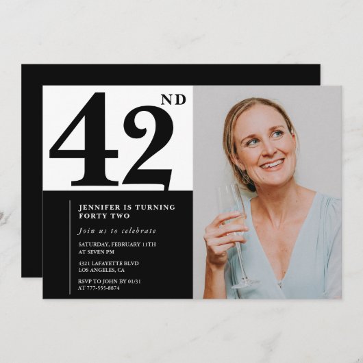 Zwart Wit Foto 42e Verjaardag Uitnodigingen (Voorkant / Achterkant)