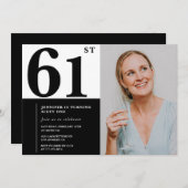Zwart Wit Foto 61ste Verjaardag Uitnodigingen (Voorkant / Achterkant)