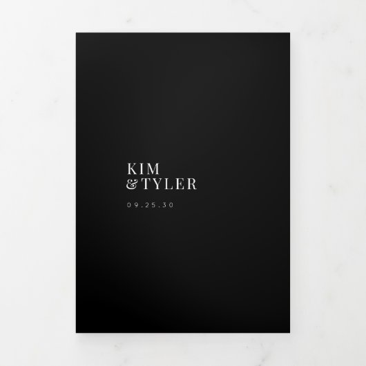 Zwart-wit foto bruiloft RSVP details QR-code Drieluik Uitnodiging (Cover)