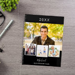 Zwart wit foto collage afspraken 2025 planner<br><div class="desc">Creëer uw eigen unieke fotocollage. Gebruik vier,  vier van je favoriete foto's. Personaliseer en een jaar,  naam en tekst. Een zwarte achtergrond,  witte tekst.</div>