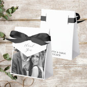 Zwart-wit foto dank u witte bruiloft bedankdoosjes