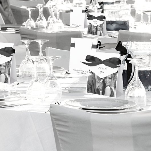 Zwart-wit foto dank u witte bruiloft bedankdoosjes