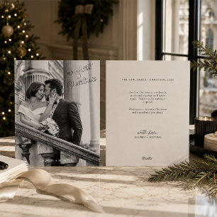 Zwart-wit foto Eerste kerst als pasgetrouwd stel Feestdagenkaart