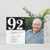 Zwart-wit foto Mannen 92e verjaardag Uitnodiging (Staand voorkant)